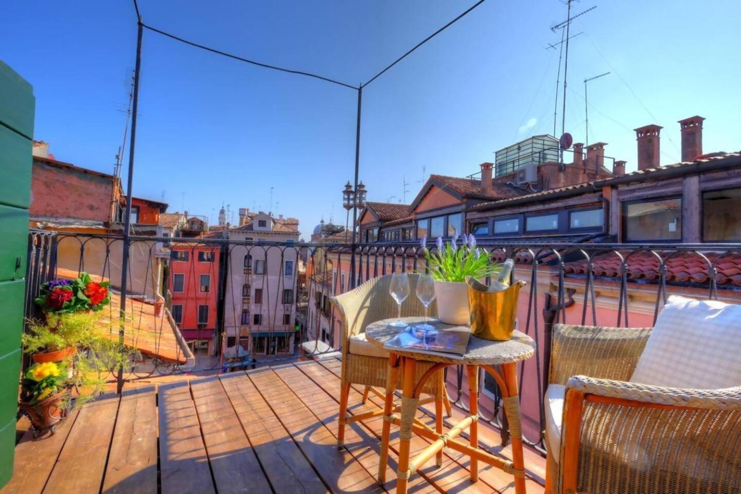 Campanile Canonica Design House Lejlighed